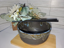Load image into Gallery viewer, Ramen Bowl w/ChopSticks
